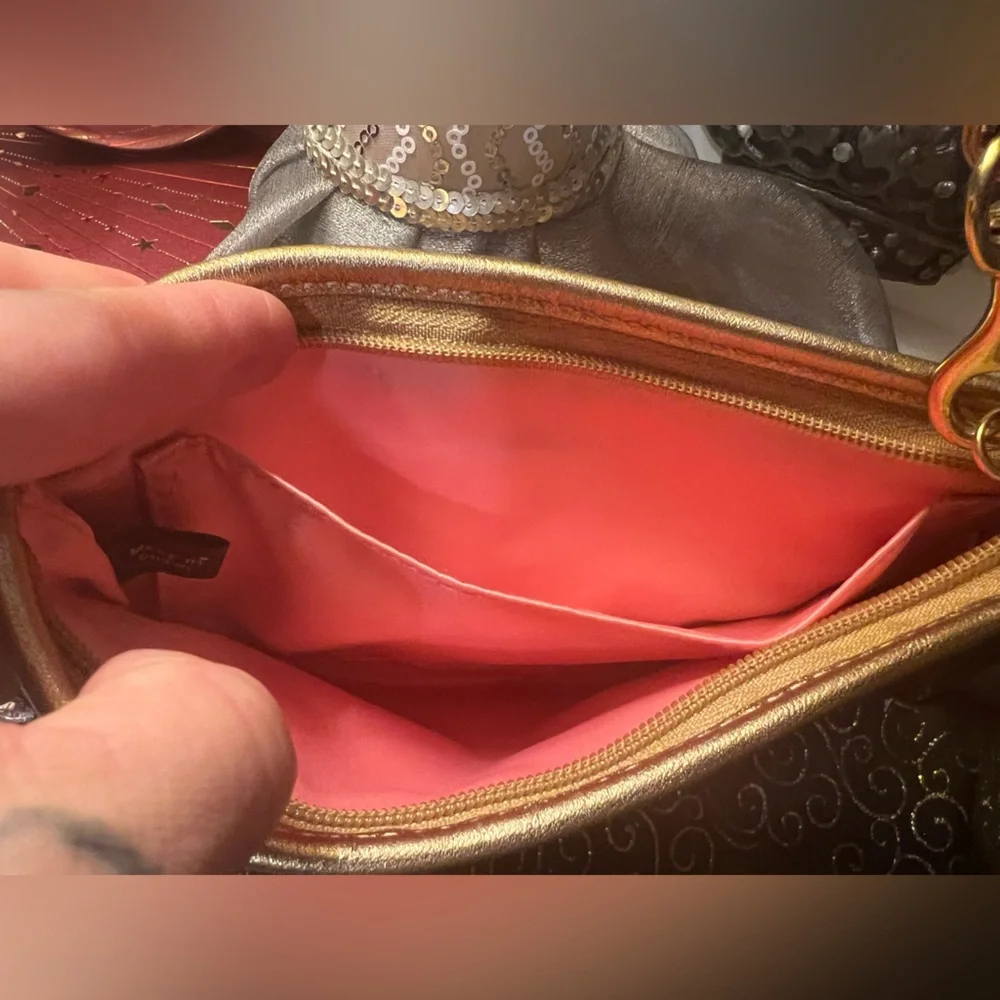 Coach Hampton Gold and Tan Woven Straw Wristlet w/ Flower Appliqué